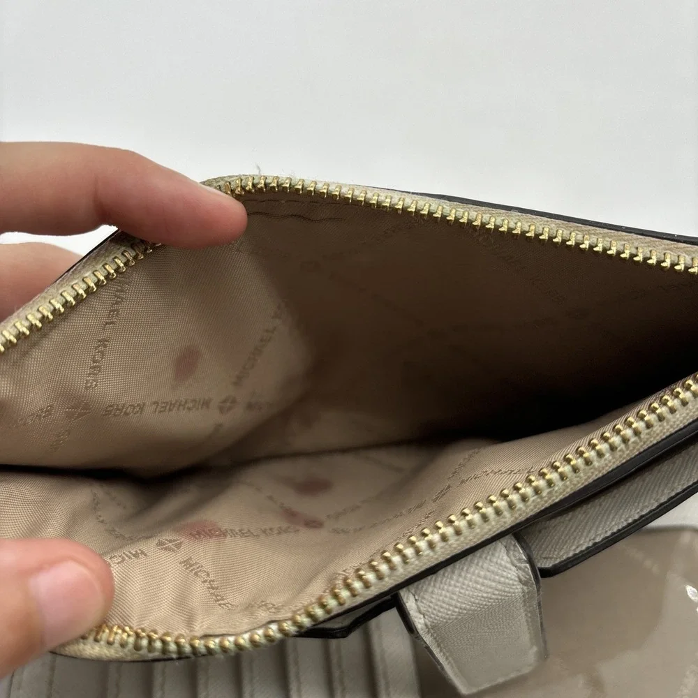 Michael Kors‎ Jet Set Travel Double Zip Saffiano Leather Wristlet Wallet White